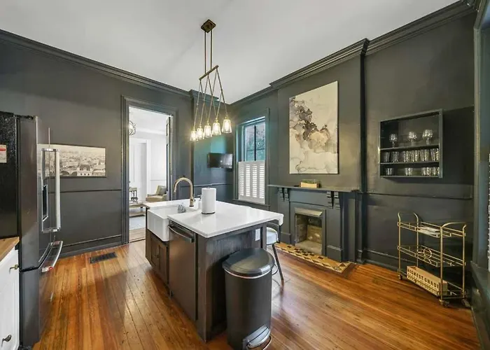 Stylish Home Close To Derby & Bourbon Trail Fun