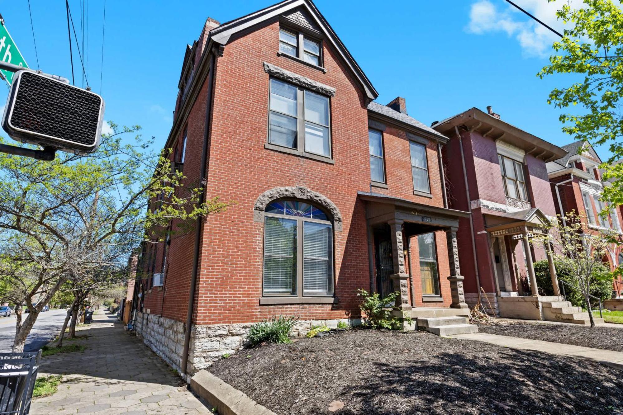 Stylish Close To Derby & Bourbon Trail Fun Holiday home Louisville
