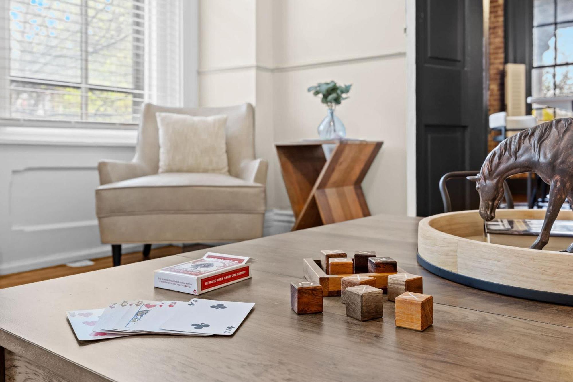 Stylish Close To Derby & Bourbon Trail Fun Louisville
